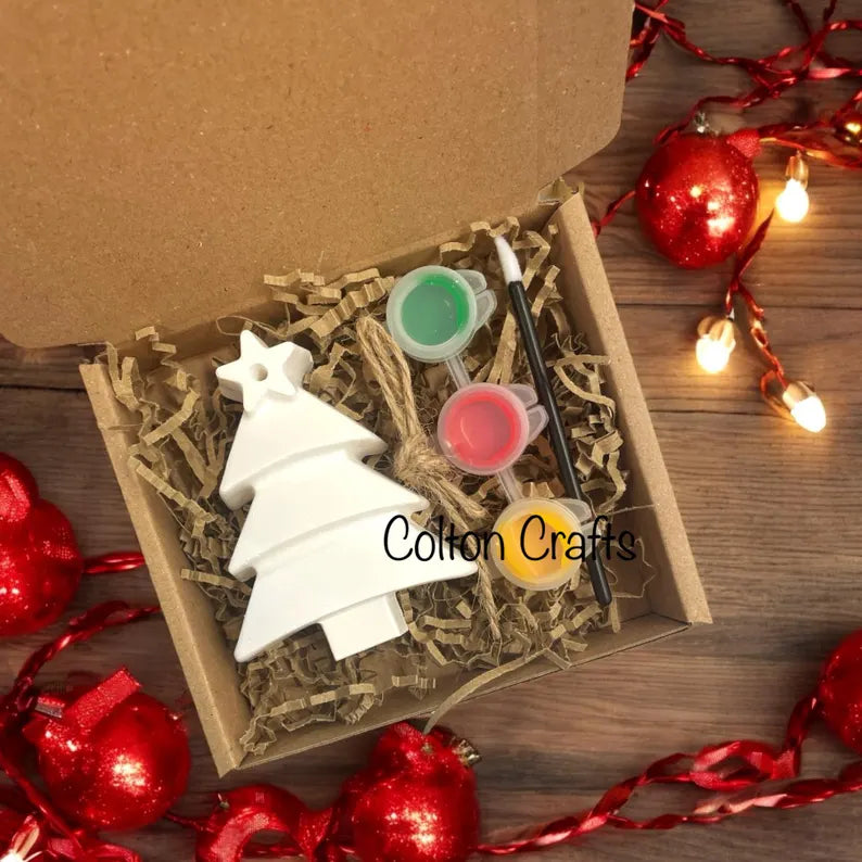 Christmas Hanging Ornament | Gingerbread Man, Woman, Tree or House Paint Kit, Christmas Eve box fillers for Kids | Stocking Fillers | Christmas Tree Decorations