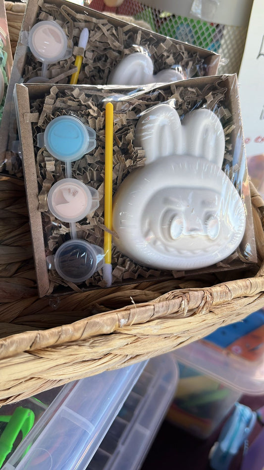 DIY Mischievous Creature Painting Set with 3 paints