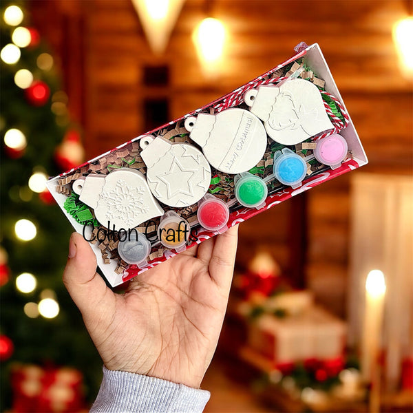 Hanging Christmas Box Bauble Set