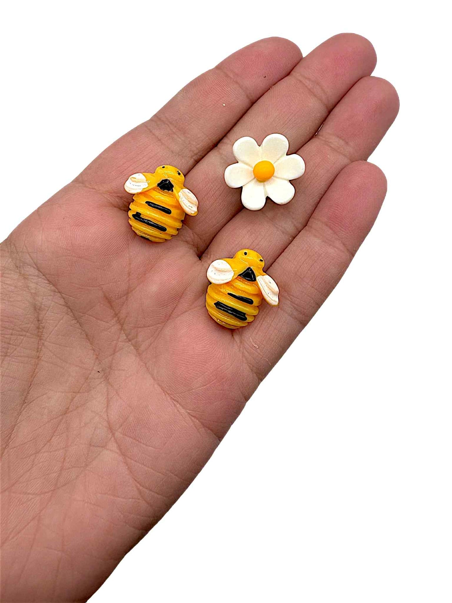Bee Or Daisy Resin Shoe Charm