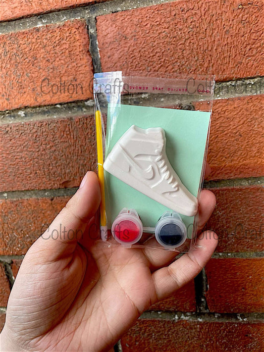 Shoe Party Bag with 2 paints each