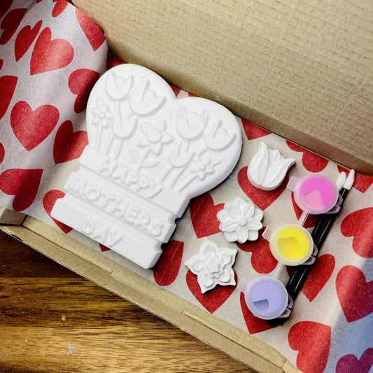 Mother's Day Flower Ornament with 3 Miniature Flower Paint Kit with 3 paints